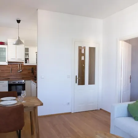 Апартаменты Pleasant